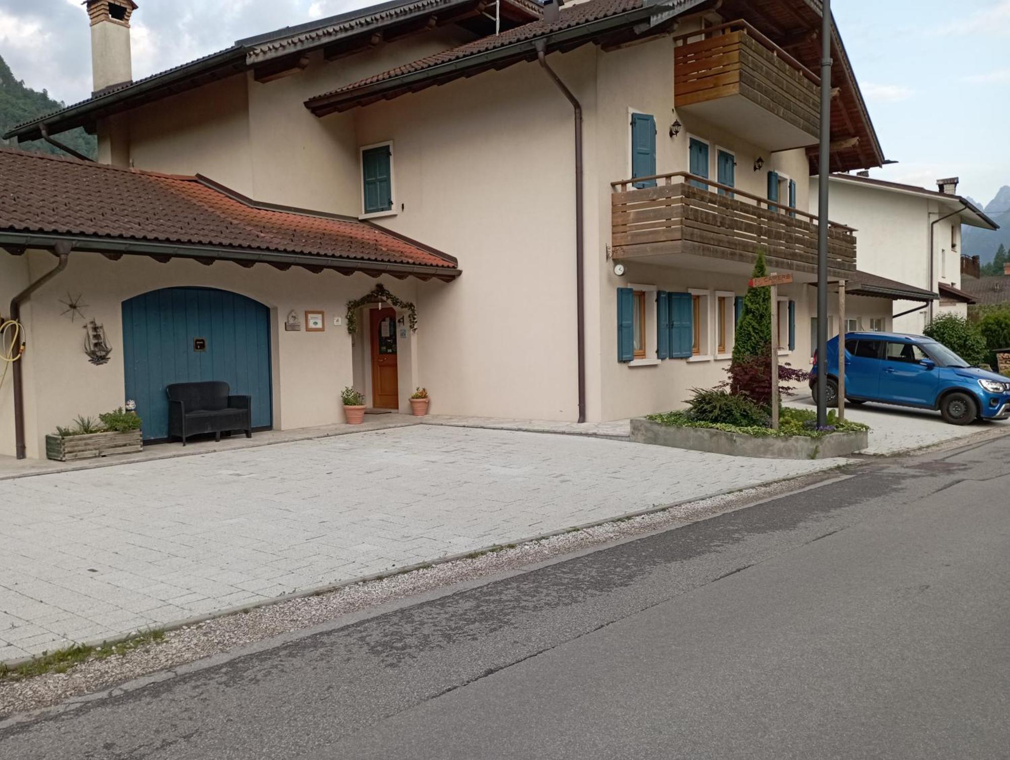 Camere Nordest Sudest- Conca Agordina Аґордо Екстер'єр фото