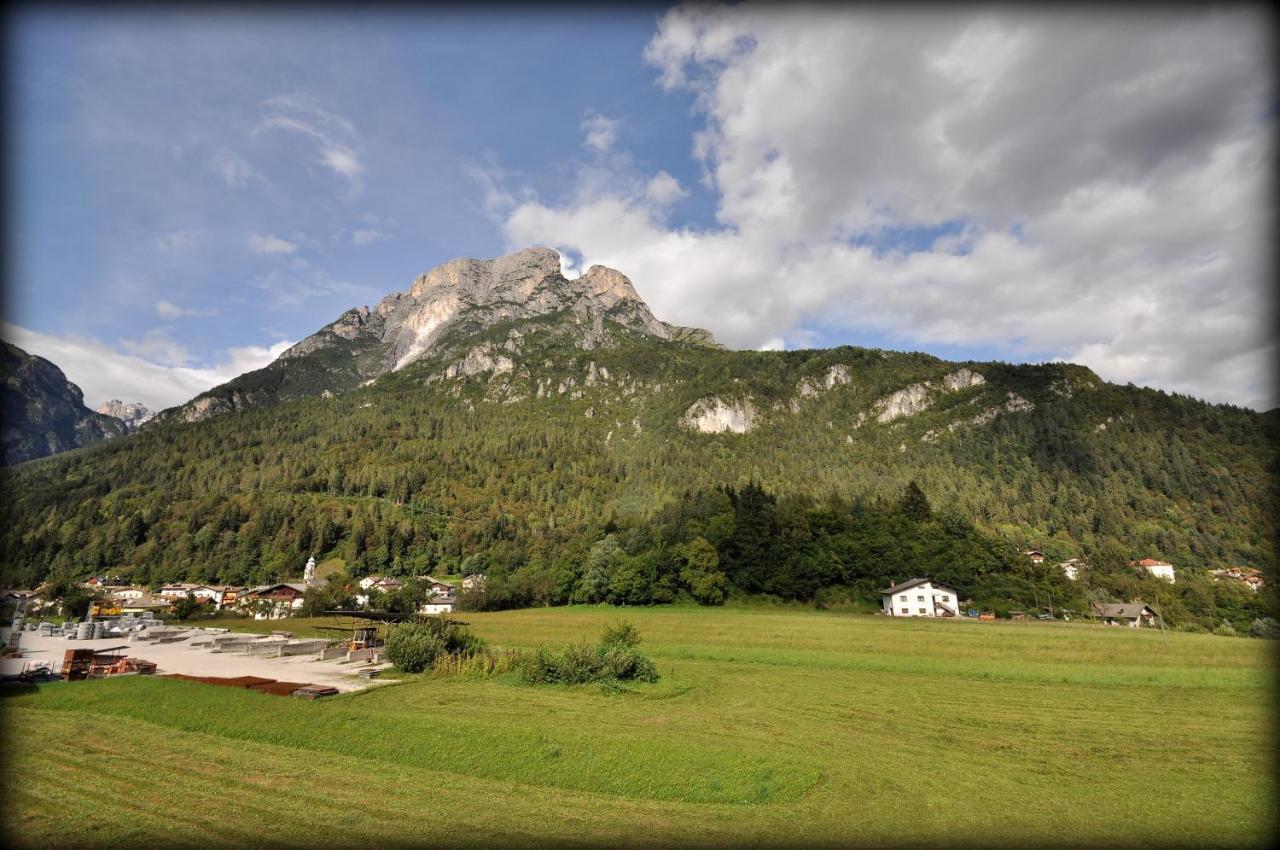 Camere Nordest Sudest- Conca Agordina Аґордо Екстер'єр фото